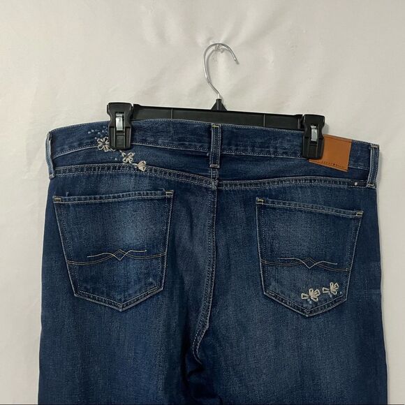 Lucky Brand Sienna Slim Boyfriend Distressed Jeans Size 10/30 - Picture 4 of 10